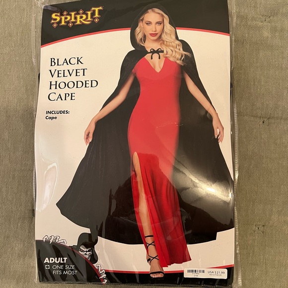 Black velvet cape - Picture 1 of 1